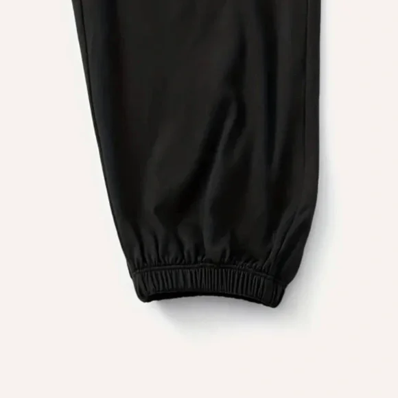 Women’s Solid Sleeveless Jumpsuit Size Medium - Picture 3 of 14